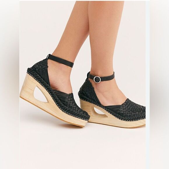 Free People Teagan Huarache Clog Wedge new 41/10 - Picture 1 of 14